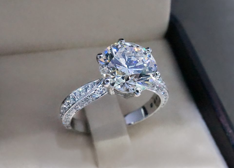 selecting engagement ring personality